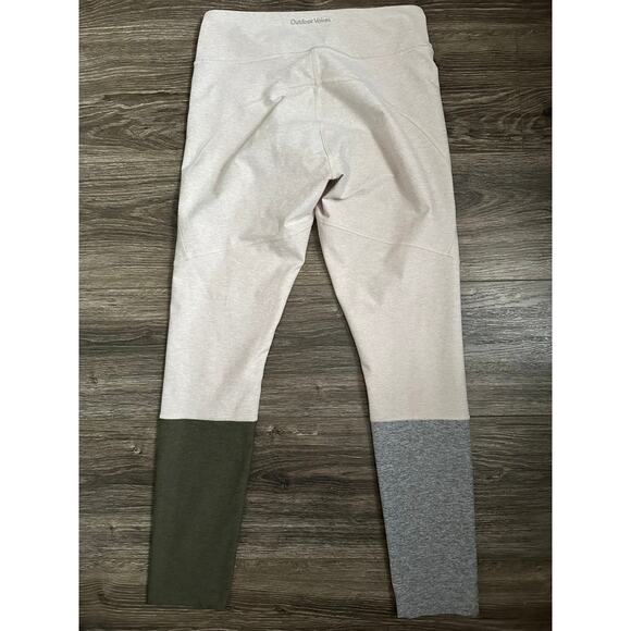 Outdoor Voices 7/8 Dipped Legging size Medium - Picture 6 of 6